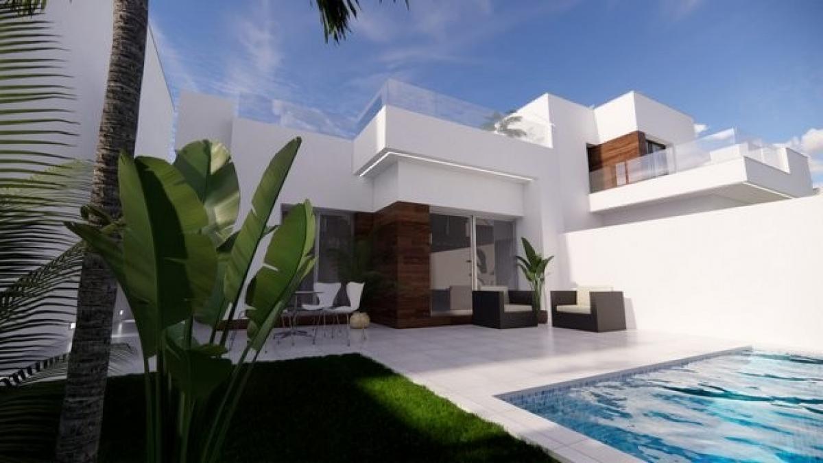 Picture of Villa For Sale in La Marina, Alicante, Spain