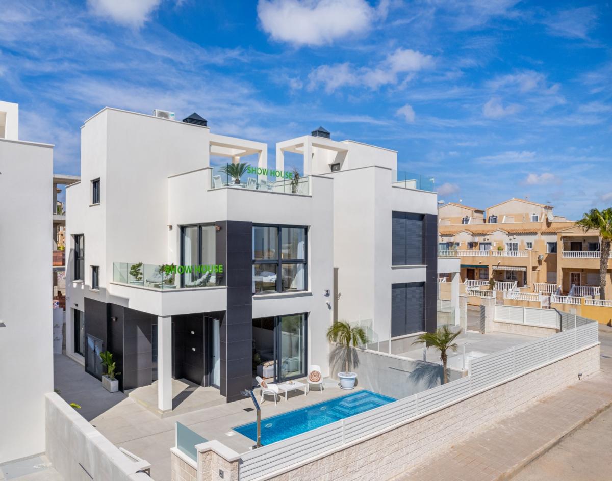 Picture of Villa For Sale in Orihuela Costa, Alicante, Spain