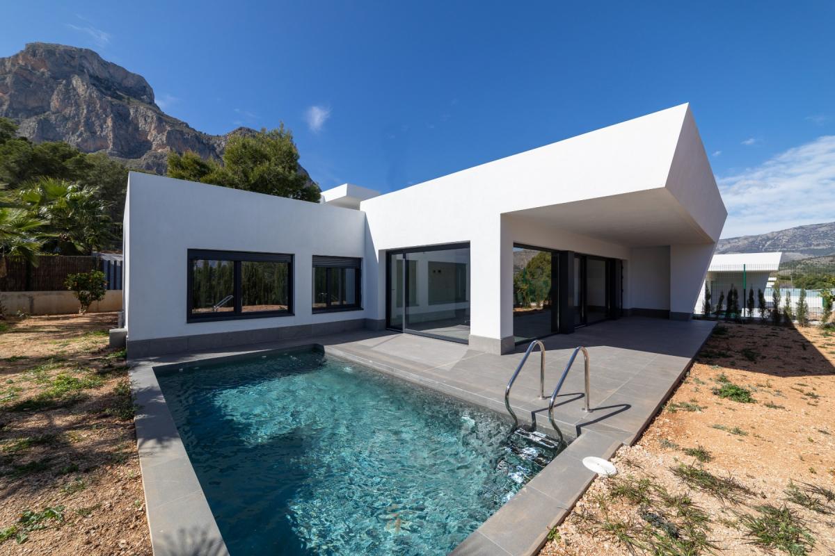 Picture of Villa For Sale in Polop, Alicante, Spain