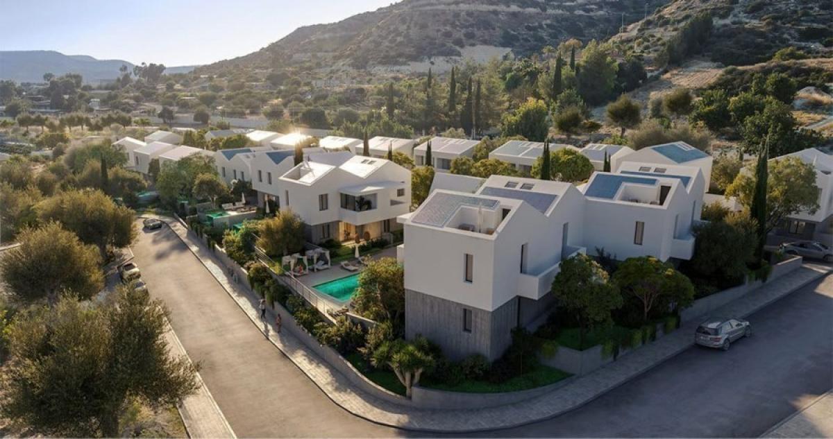 Picture of Condo For Sale in Palodeia, Limassol, Cyprus