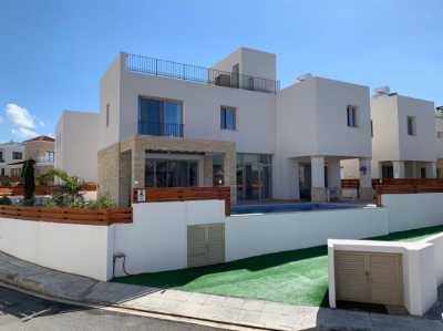 Home For Sale in Chloraka, Cyprus