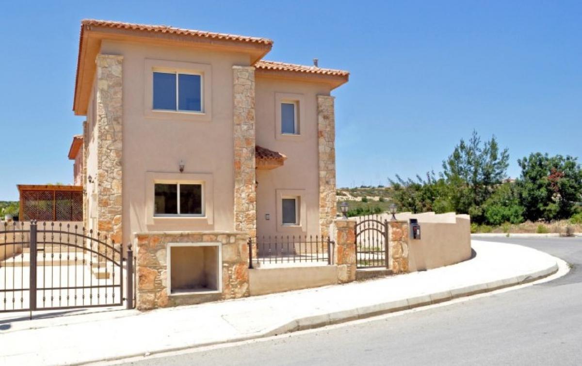Picture of Home For Sale in Souni-Zanakia, Limassol, Cyprus
