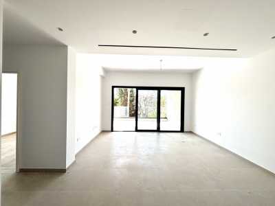 Condo For Sale in Mesa Yitonia, Cyprus