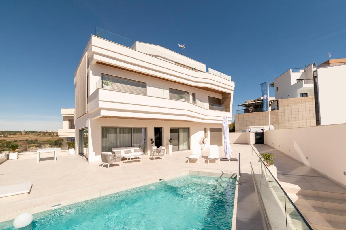Picture of Villa For Sale in Orihuela Costa, Alicante, Spain