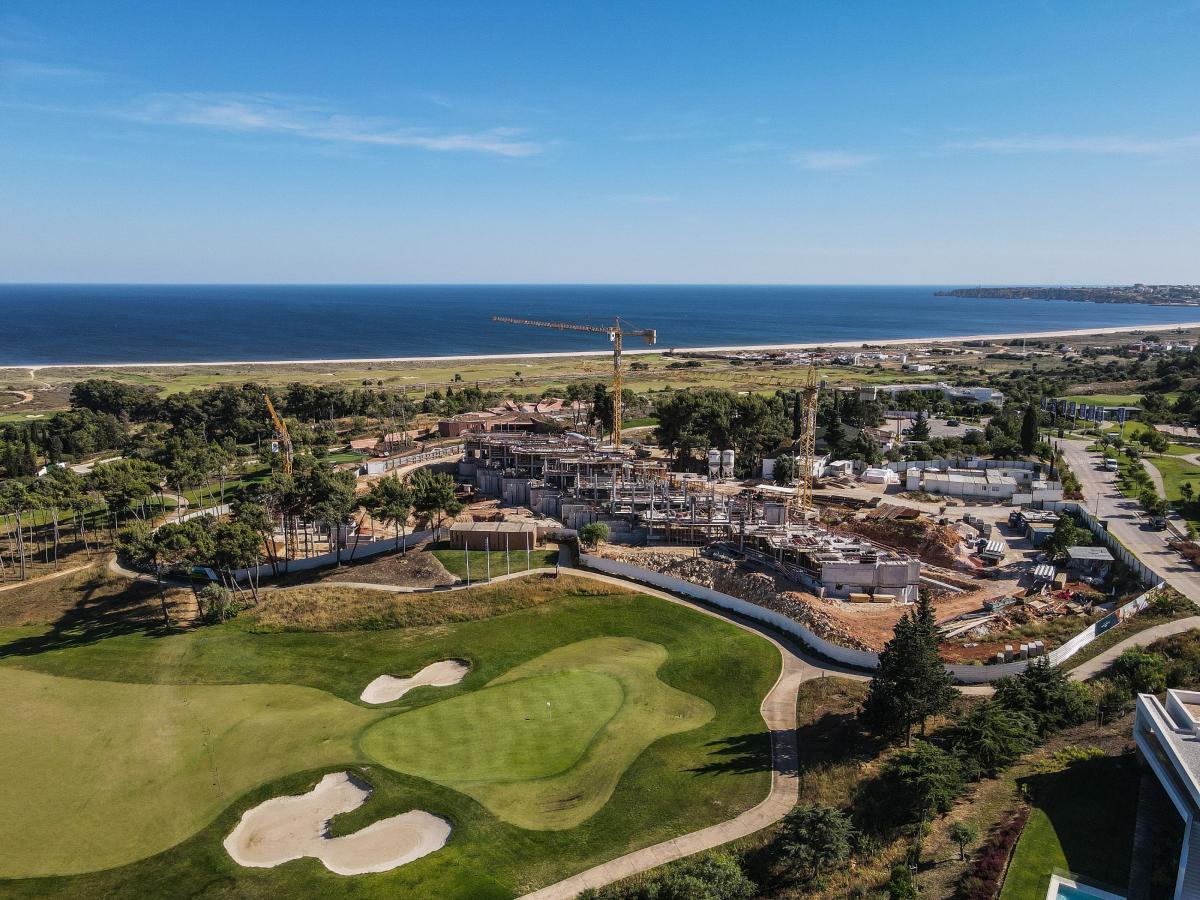 Picture of Residential Land For Sale in Lagos, Algarve, Portugal