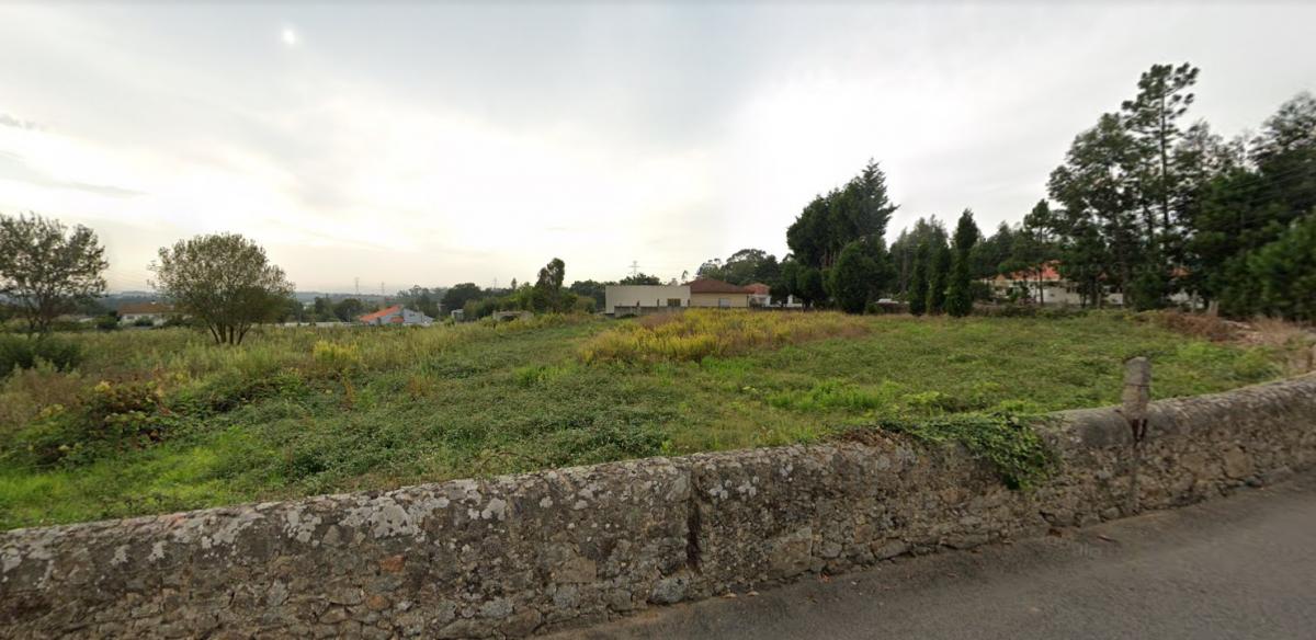 Picture of Residential Land For Sale in Vila Nova de Gaia, Porto District, Portugal
