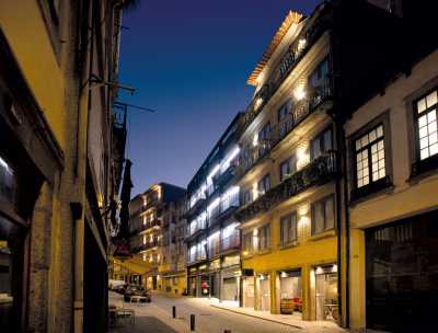 Condo For Sale in Vila Nova de Gaia, Portugal