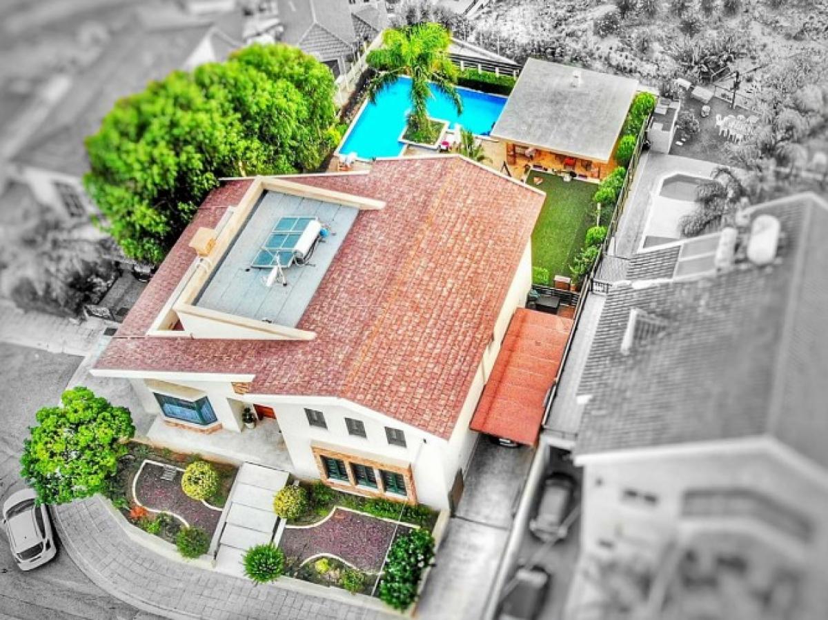 Picture of Home For Sale in Ayios Athanasios, Limassol, Cyprus