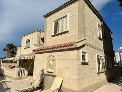 Home For Sale in Kato Paphos, Cyprus