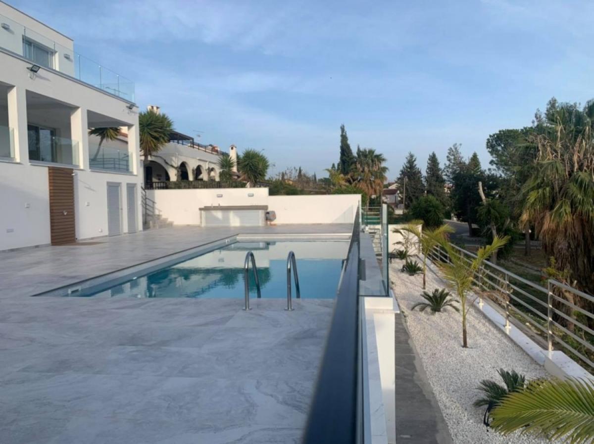 Picture of Home For Sale in Episkopi, Limassol, Cyprus