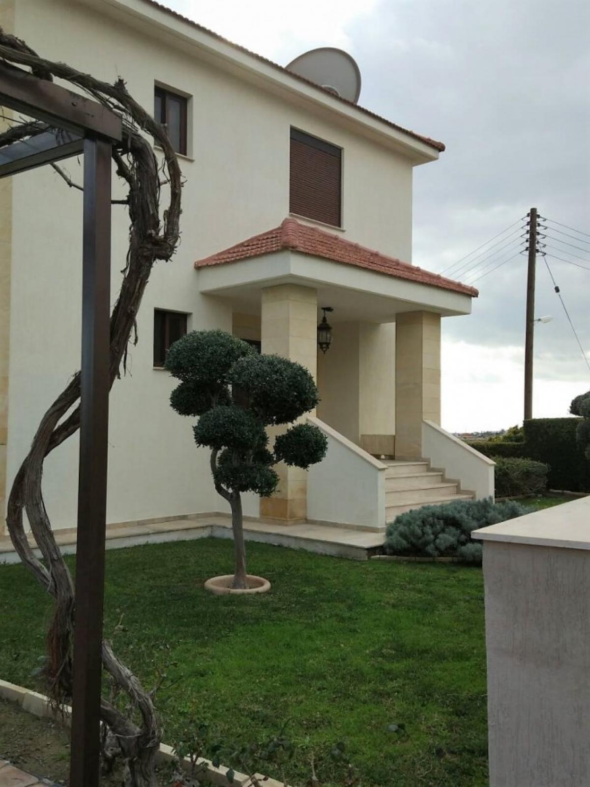 Picture of Home For Sale in Ayios Athanasios, Limassol, Cyprus