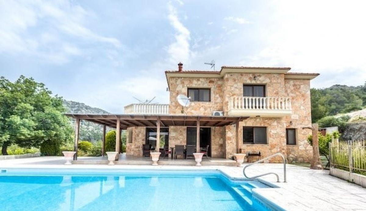 Picture of Home For Sale in Apsiou, Limassol, Cyprus