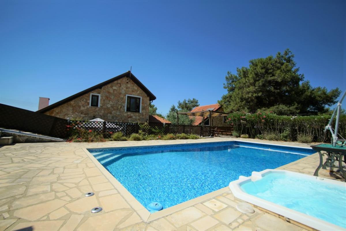 Picture of Home For Sale in Souni-Zanakia, Limassol, Cyprus