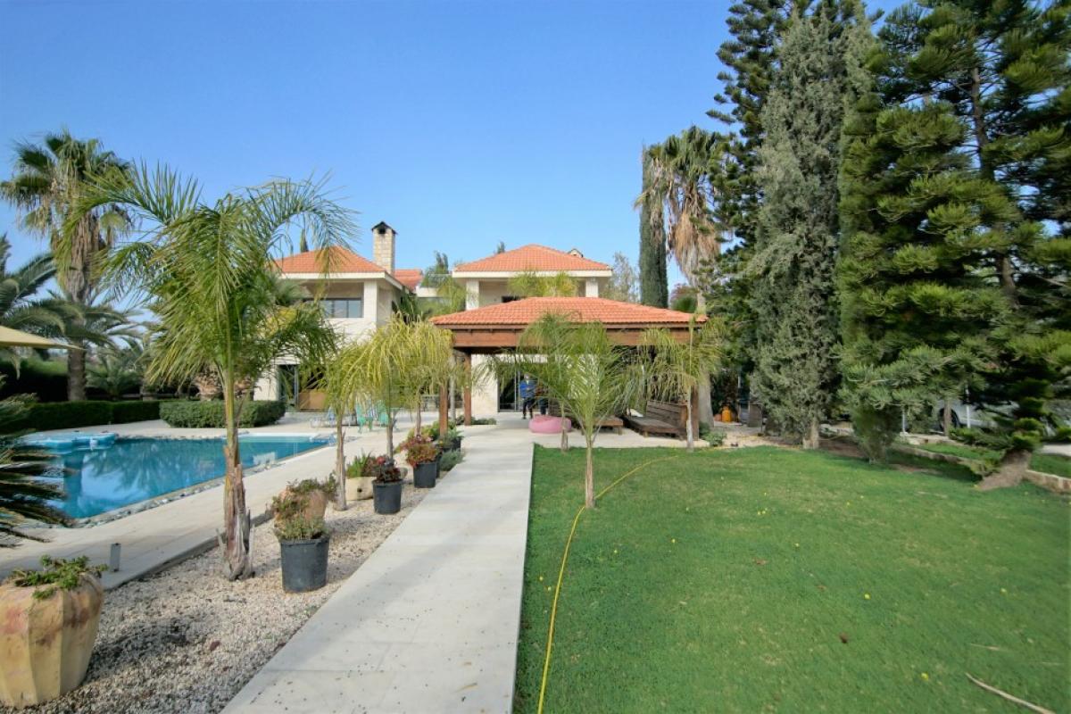 Picture of Home For Sale in Parekklisia, Limassol, Cyprus