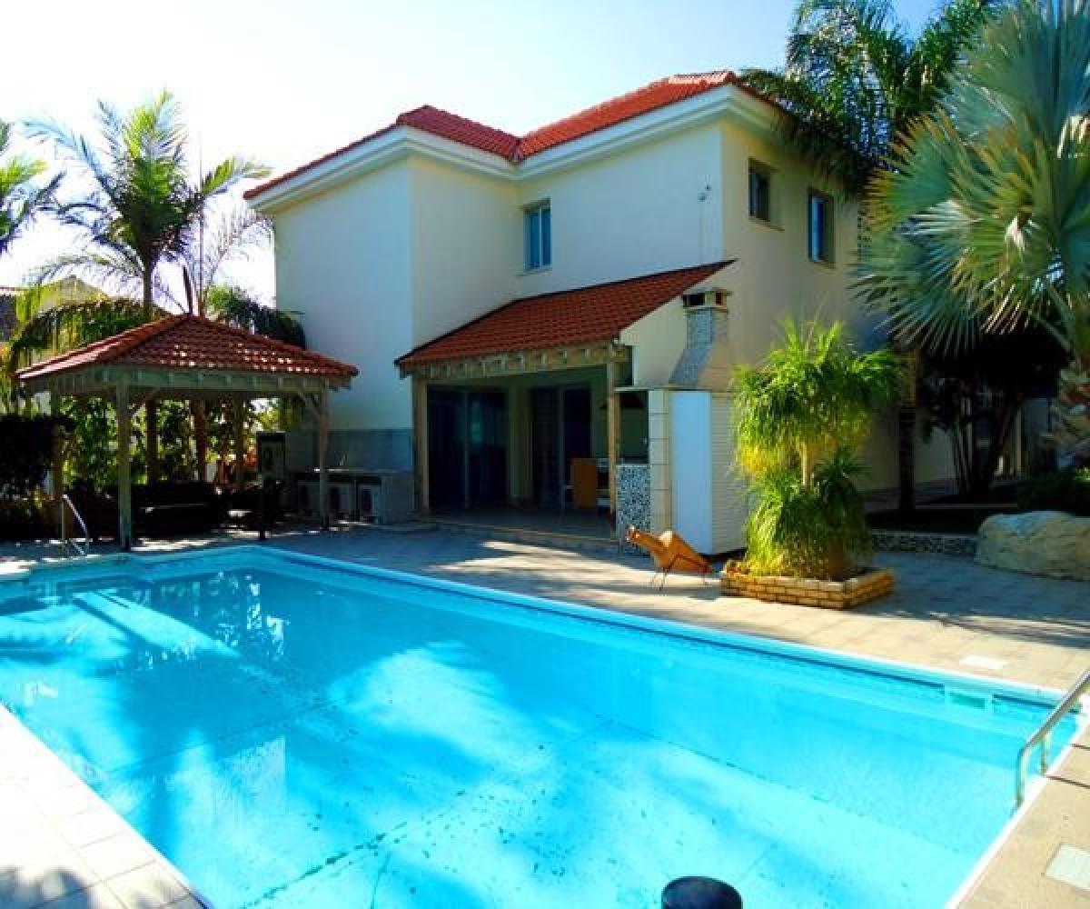 Picture of Home For Sale in Mesovounia, Limassol, Cyprus