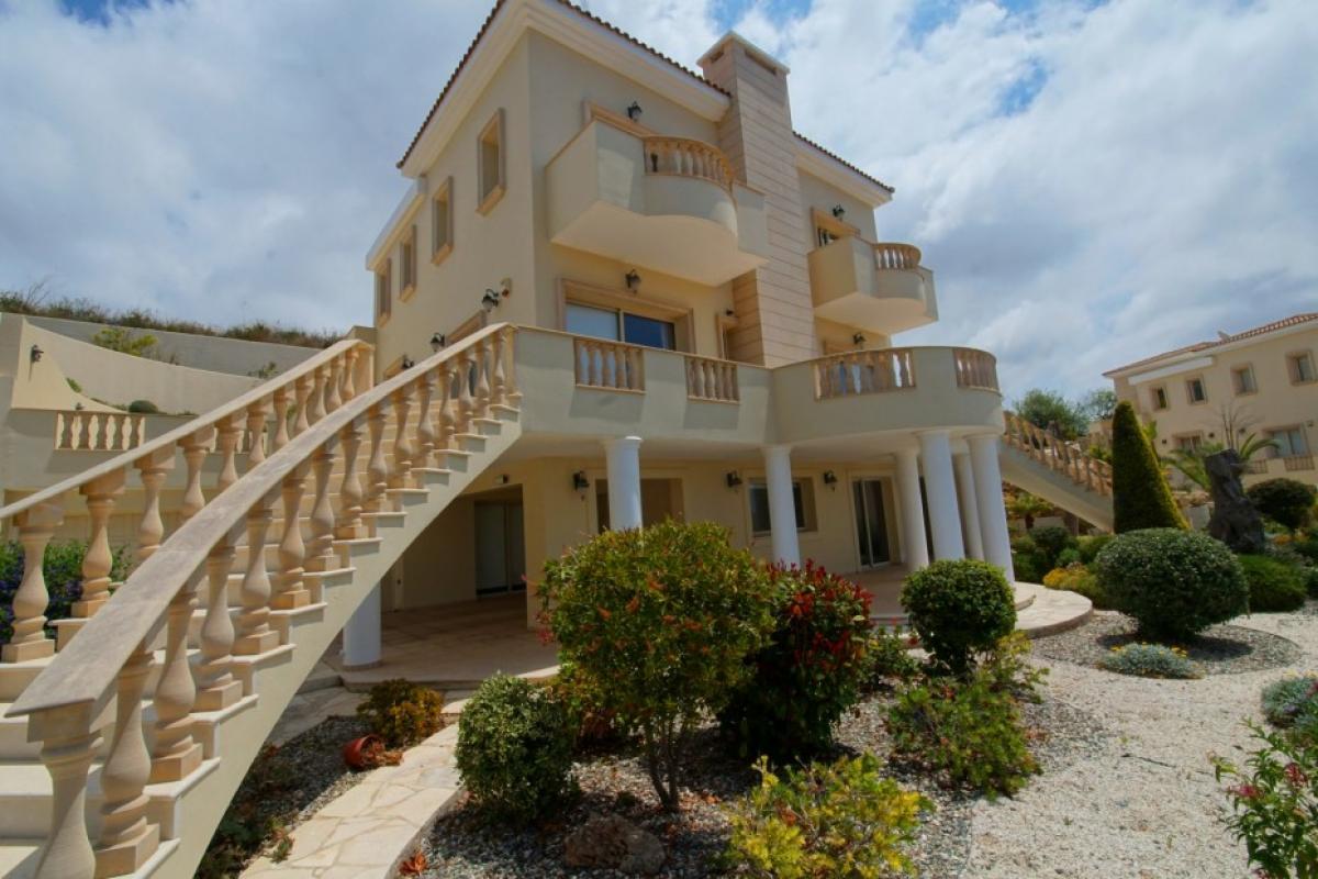 Picture of Home For Sale in Mesa Chorio, Paphos, Cyprus