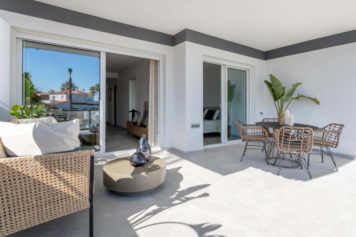 Picture of Condo For Sale in Denia, Alicante, Spain