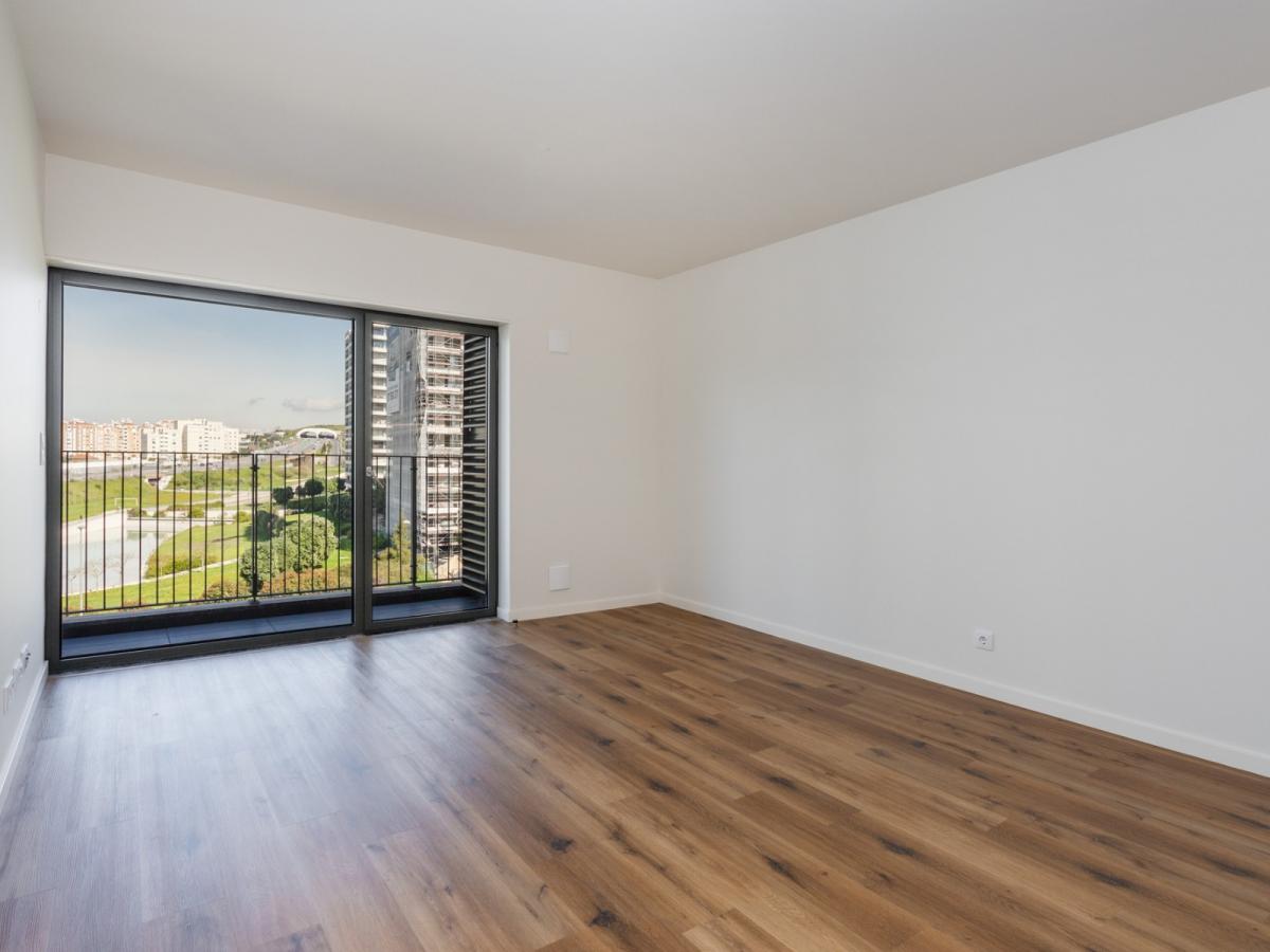 Picture of Condo For Sale in Lisboa, Lisboa, Portugal