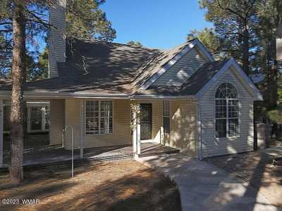 Home For Sale in Overgaard, Arizona