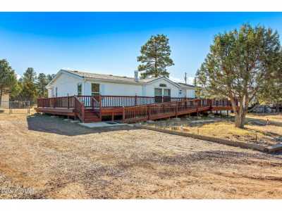 Home For Sale in Overgaard, Arizona