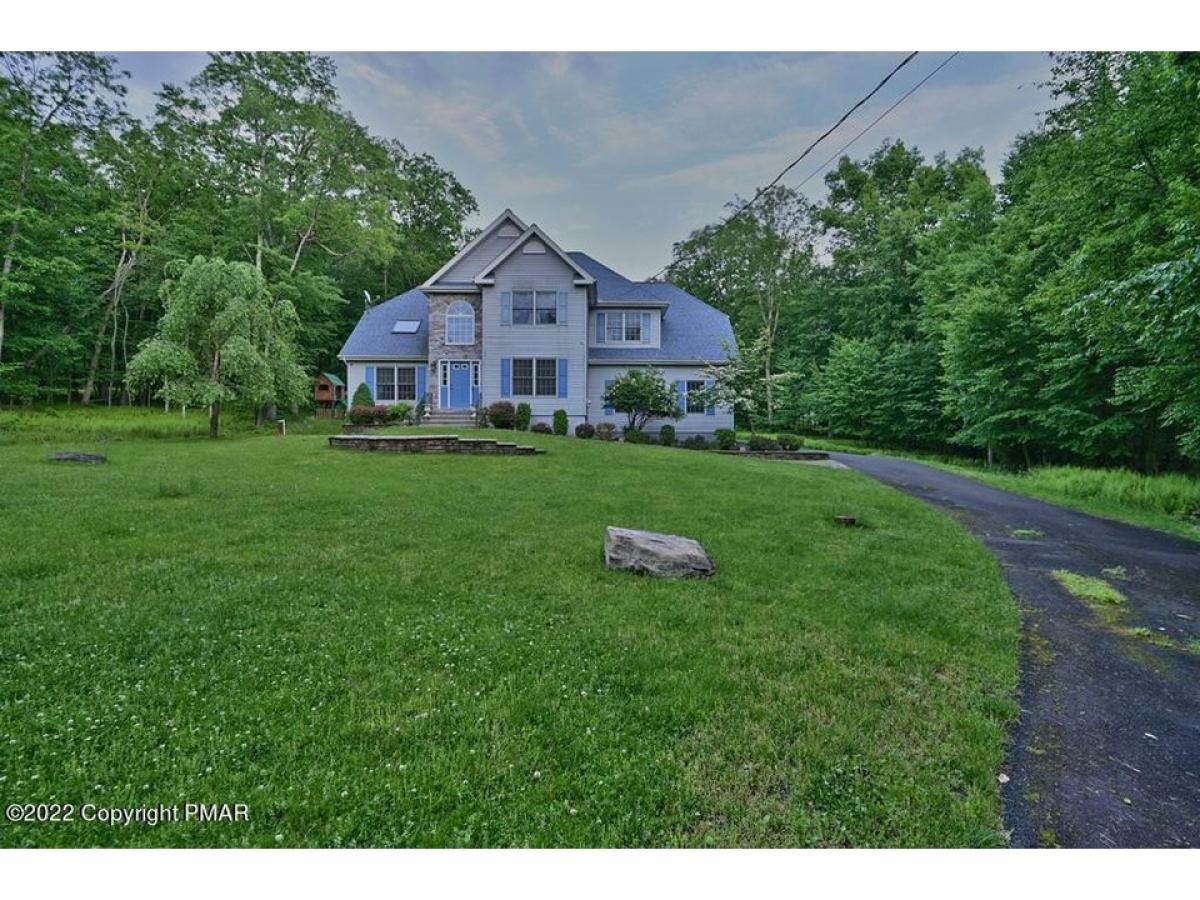 Picture of Home For Sale in Dingmans Ferry, Pennsylvania, United States