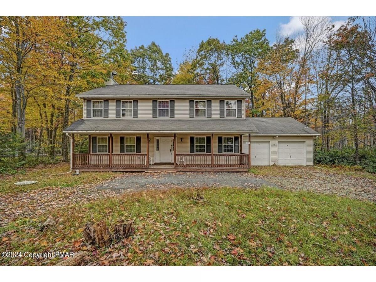Picture of Home For Sale in Mount Pocono, Pennsylvania, United States