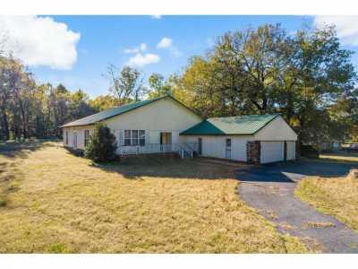 Home For Sale in Monkey Island, Oklahoma