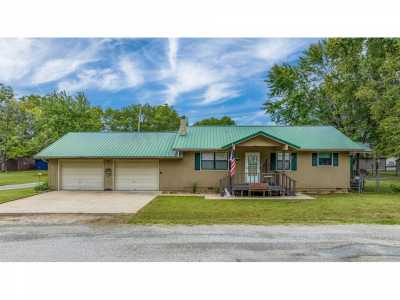 Home For Sale in Grove, Oklahoma