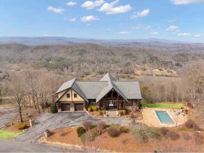 Home For Sale in Blue Ridge, Georgia