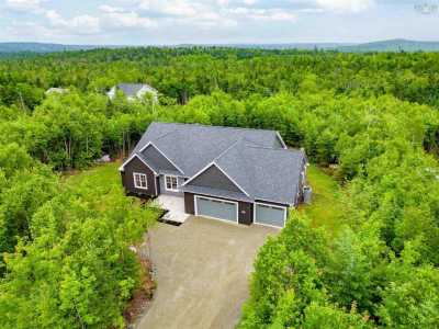Home For Sale in Porters Lake, Canada