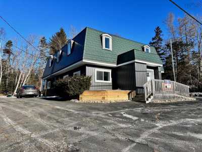 Home For Sale in Hubbards, Canada