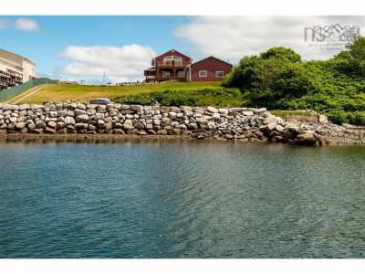Home For Sale in Eastern Passage, Canada