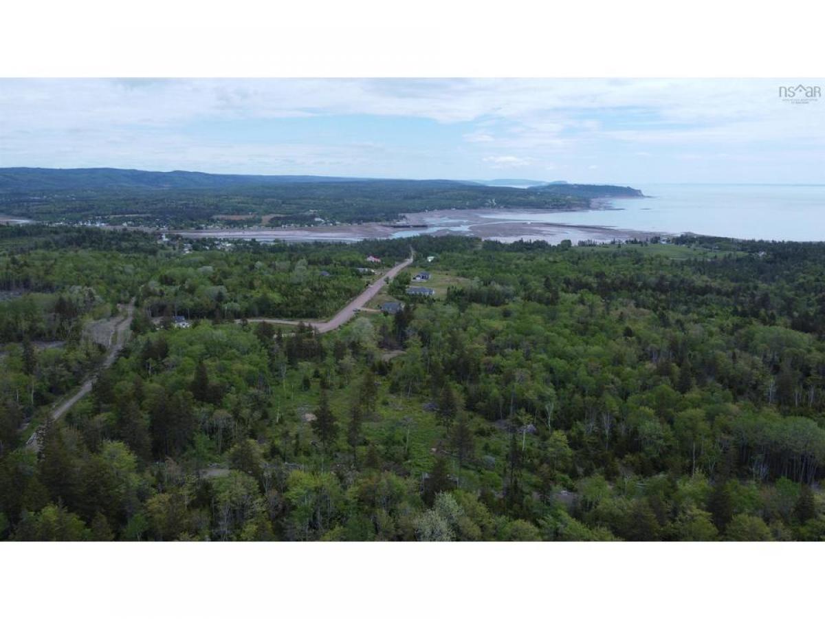 Picture of Residential Land For Sale in Parrsboro, Nova Scotia, Canada