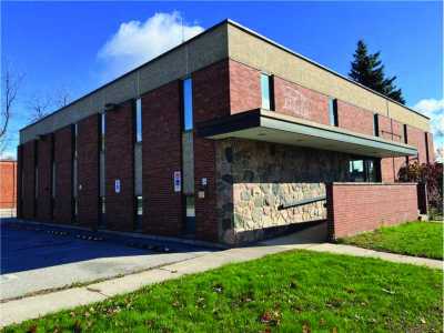 Commercial Building For Sale in Dunnville, Canada