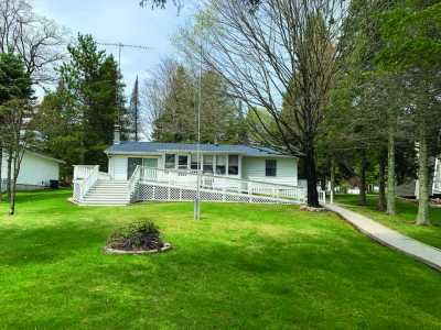 Home For Sale in Lachine, Michigan