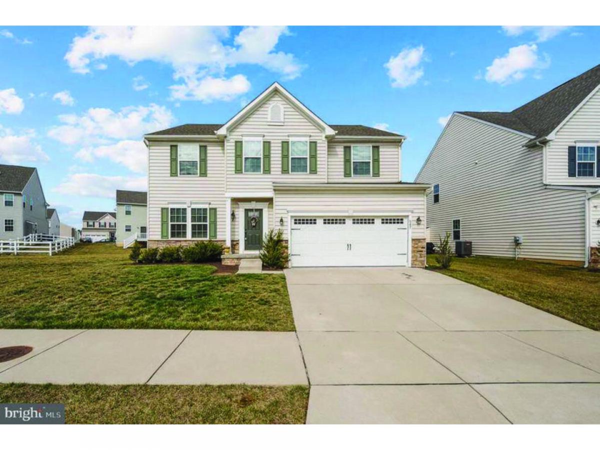 Picture of Home For Sale in Middletown, Delaware, United States