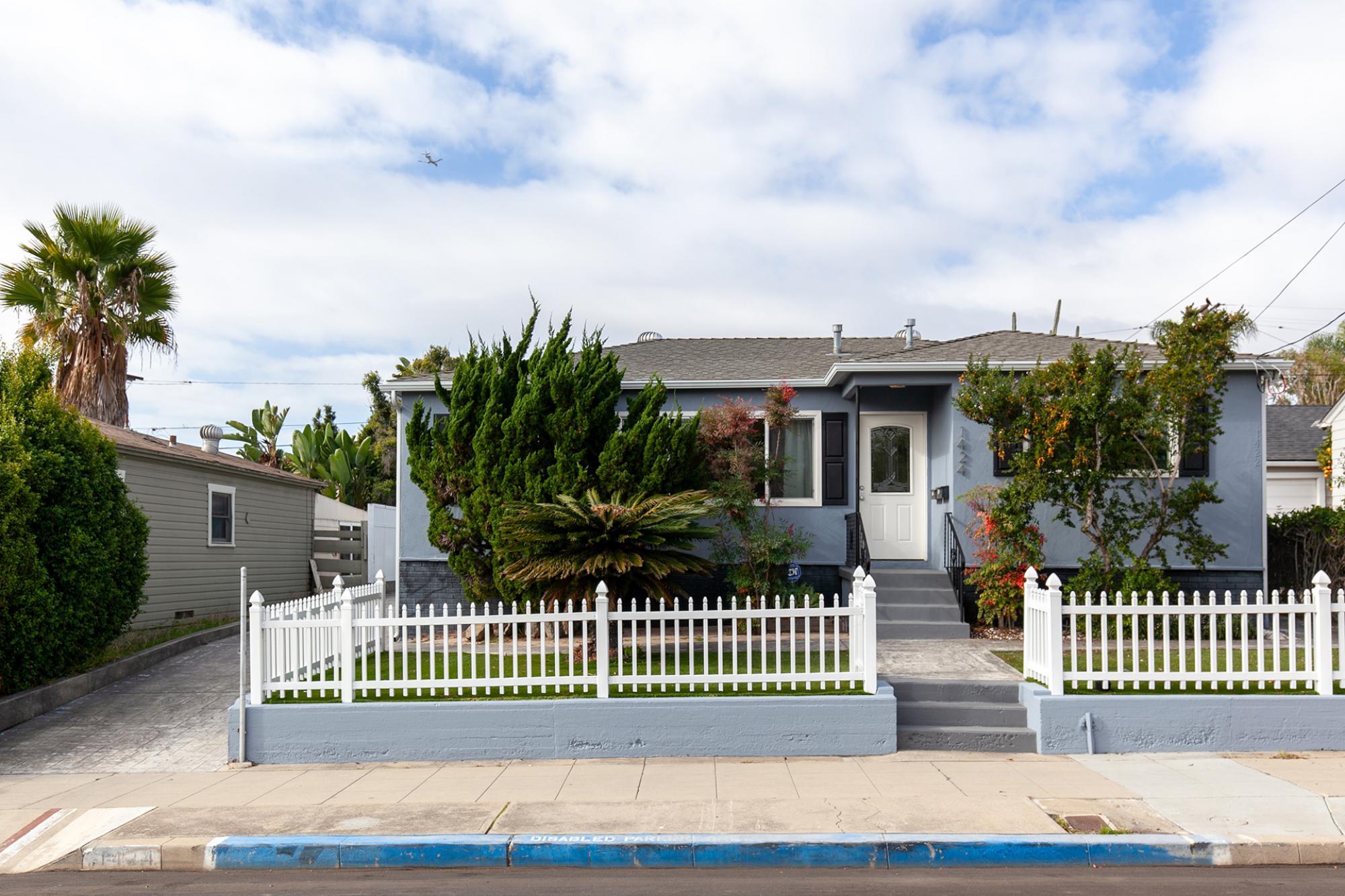 Picture of Multi-Family Home For Sale in San Diego, California, United States