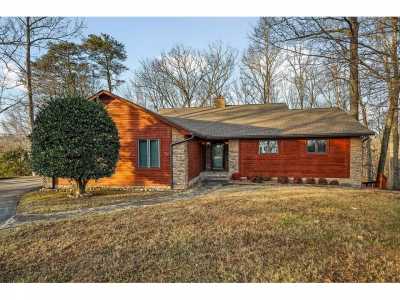 Home For Sale in Rock Island, Tennessee