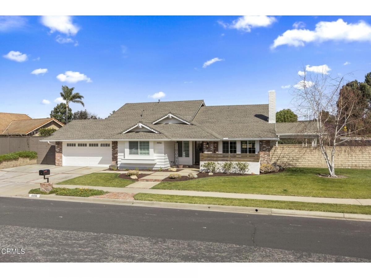 Picture of Home For Sale in Moorpark, California, United States