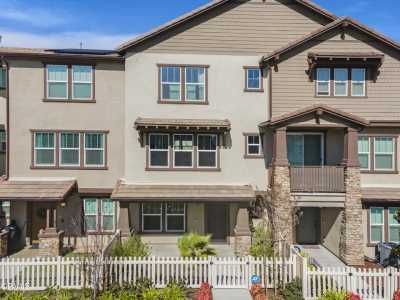 Home For Sale in Fillmore, California