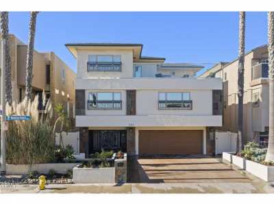 Home For Sale in Oxnard, California