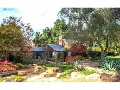 Home For Sale in Ojai, California