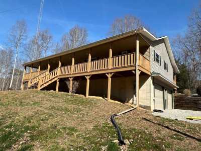 Home For Sale in Pall Mall, Tennessee