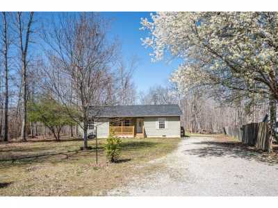 Home For Sale in Clarkrange, Tennessee