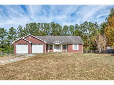 Home For Sale in Grandview, Tennessee