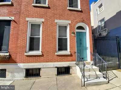 Multi-Family Home For Sale in Philadelphia, Pennsylvania