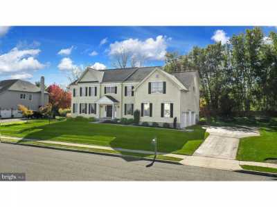 Home For Sale in Hellertown, Pennsylvania