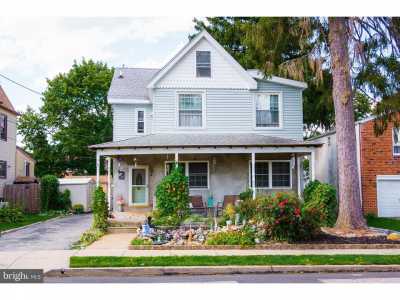 Home For Sale in Jenkintown, Pennsylvania