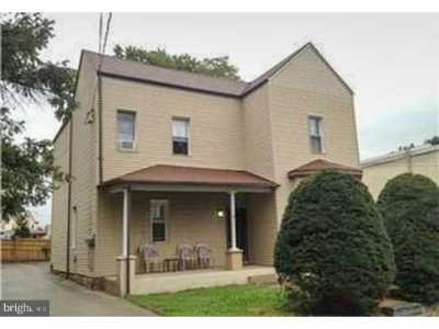 Home For Sale in Conshohocken, Pennsylvania