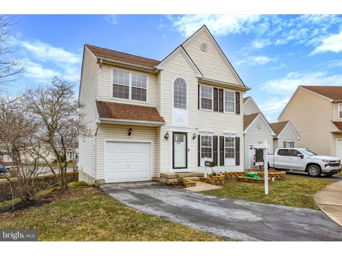 Picture of Home For Sale in Morton, Pennsylvania, United States